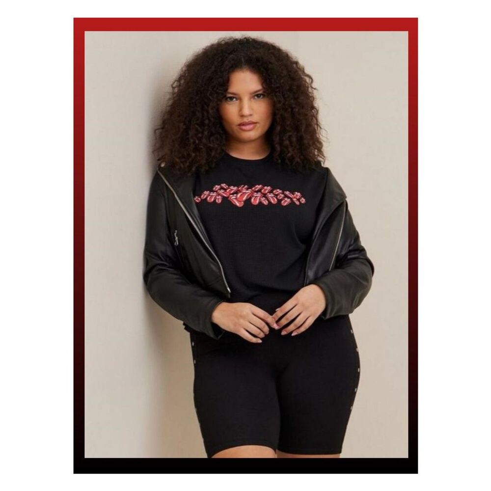 NWT The Rolling Stones Black Waffle Knit Cropped Long Sleeve Tee Torrid Size 3X
